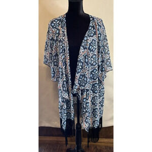 Lularoe Women’s Size Large Blue Floral Black Fringe Kimono Cover‎ Up Boho Beach